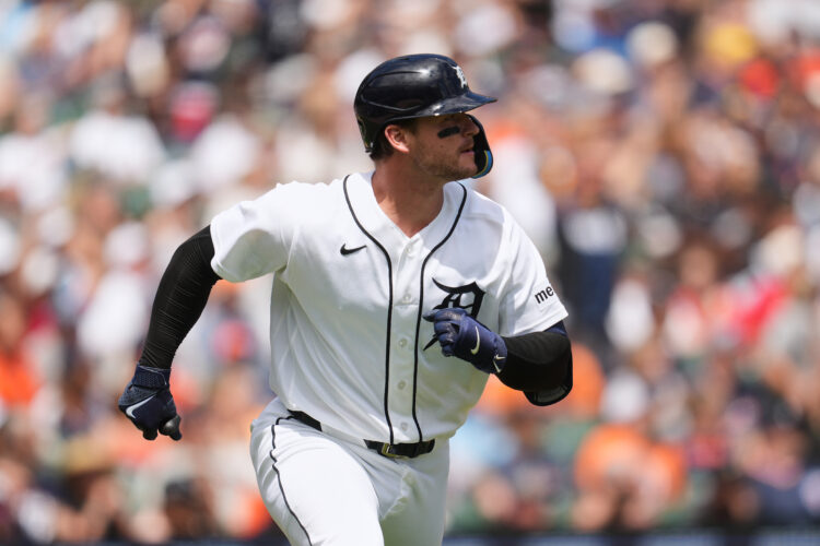 Dingler's late RBIs, Vierling's bloop single help Tigers sweep White Sox 5-4 in 10 innings